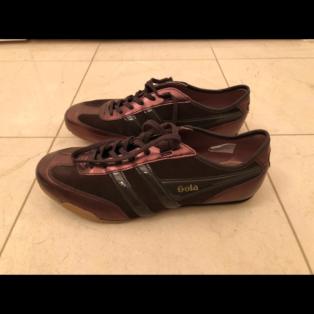 Goya Sneakers Size 7